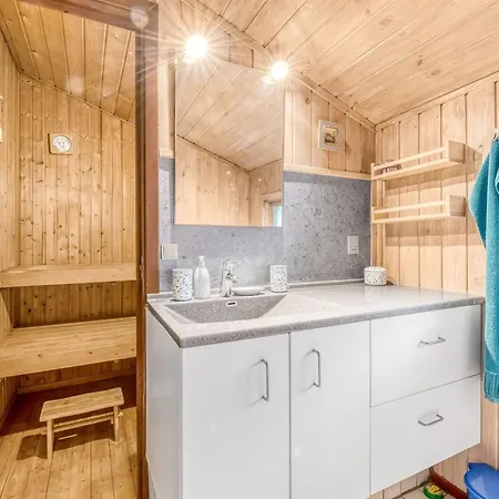 Holiday home Elpida - 2km From The Sea In Western Jutland By Interhome
